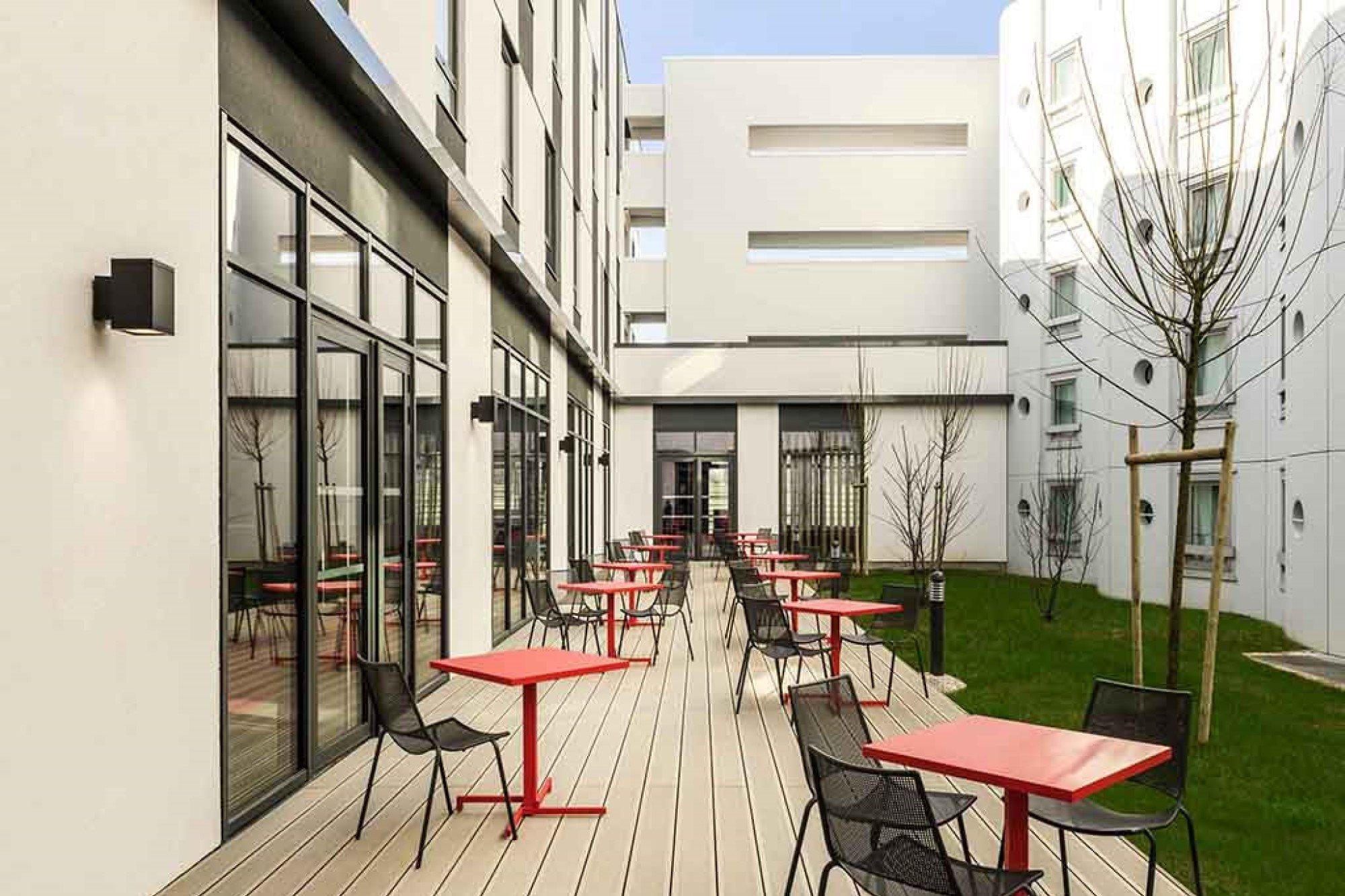 Hotel Ibis Paris Coeur D'Orly Airport Esterno foto