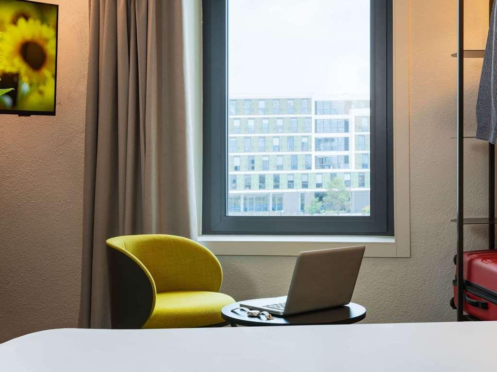 Hotel Ibis Paris Coeur D'Orly Airport Camera foto