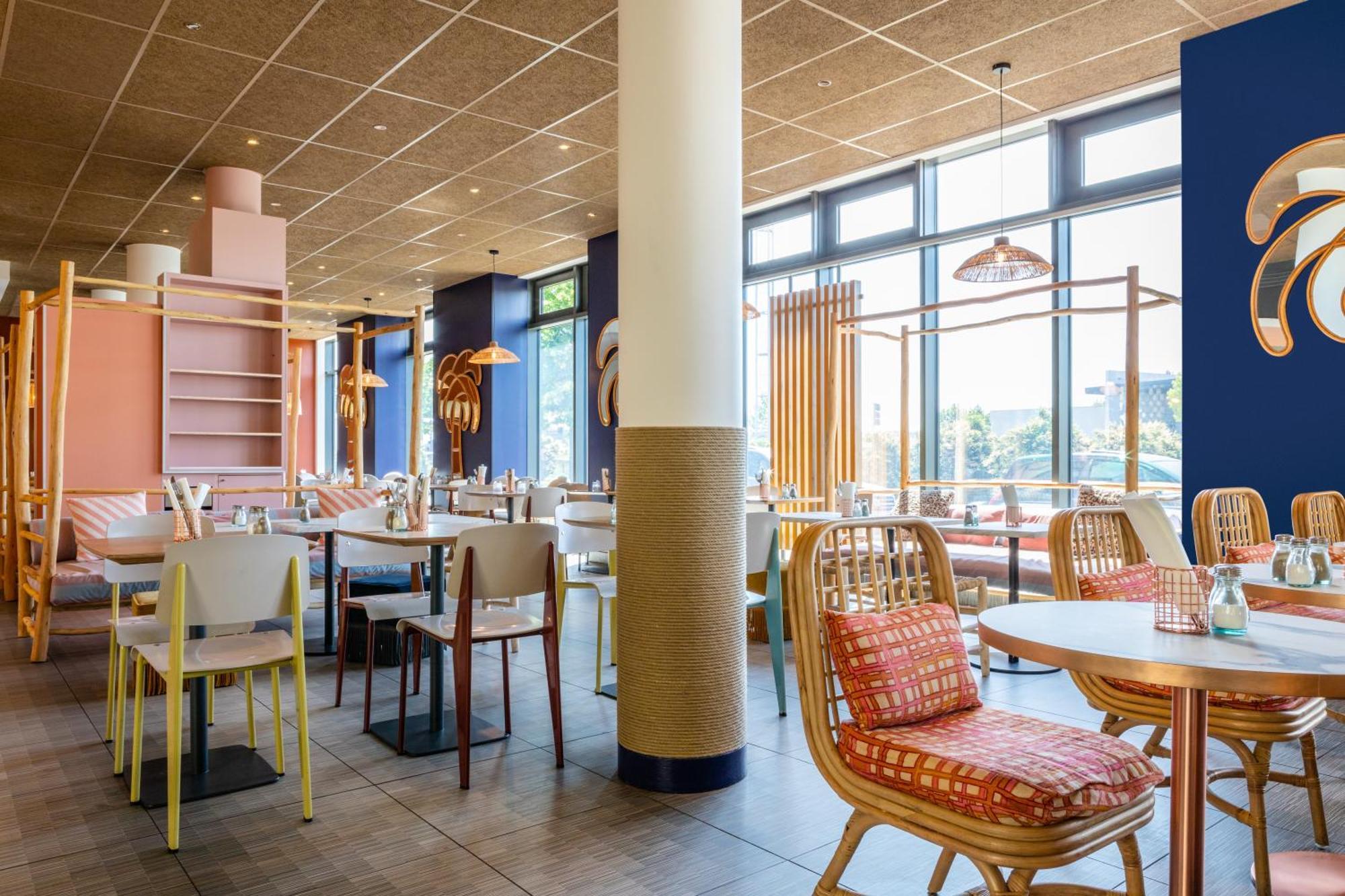 Hotel Ibis Paris Coeur D'Orly Airport Esterno foto