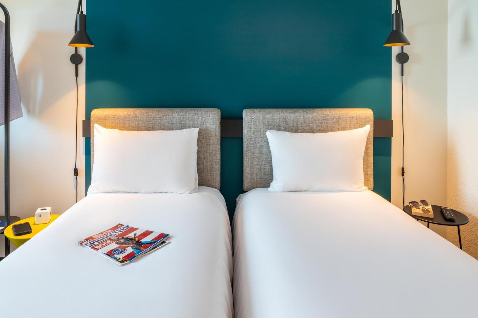 Hotel Ibis Paris Coeur D'Orly Airport Esterno foto