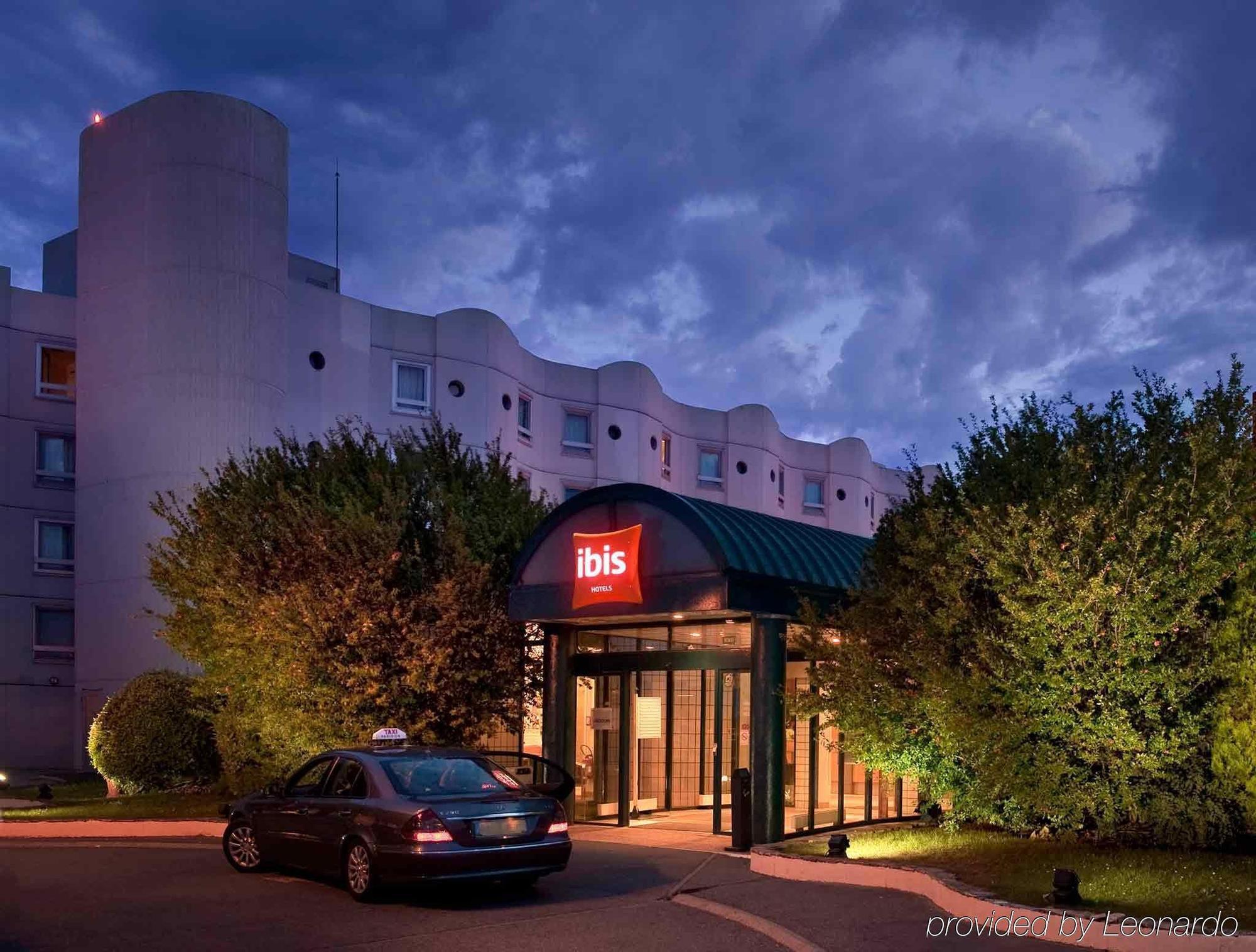 Hotel Ibis Paris Coeur D'Orly Airport Esterno foto